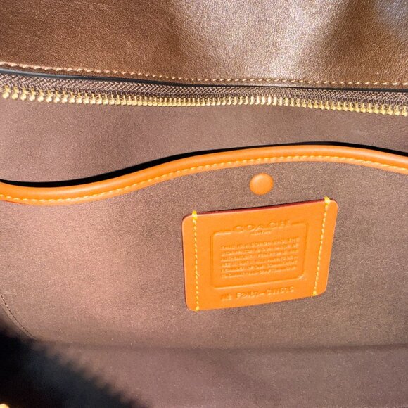 Coach Empire 40 Carryall in Brown – Refined Sophistication Meets Everyday Luxury - Picture 7 of 9